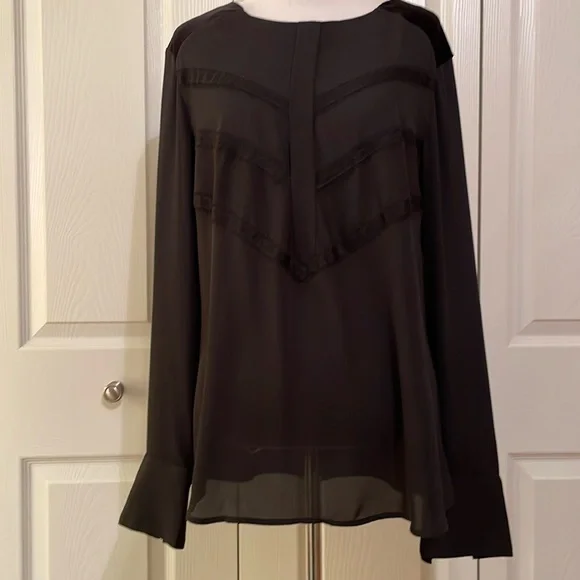 Ann Taylor black mixed media top size 8. - Picture 1 of 8